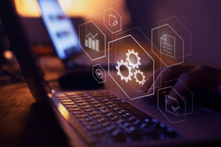 How System Integration Streamlines Finance Workflows in Financial Services 